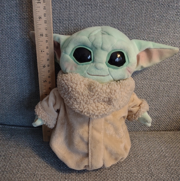 Grogu(8")*** - Picture 2 of 3